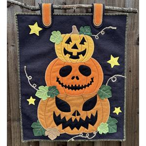 Daisy Chain Designs Halloween Pumpkin Wall-hanging Pattern & Starter Kit  - 900822